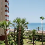 Estudios 79 *